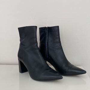 H&M LEATHER BOOTS | SIZE US 6